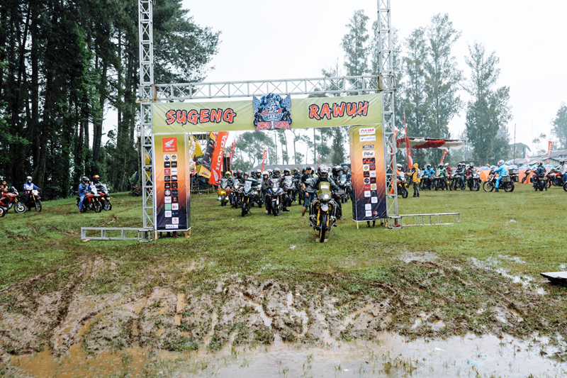 Jamnas Pertama CB150X