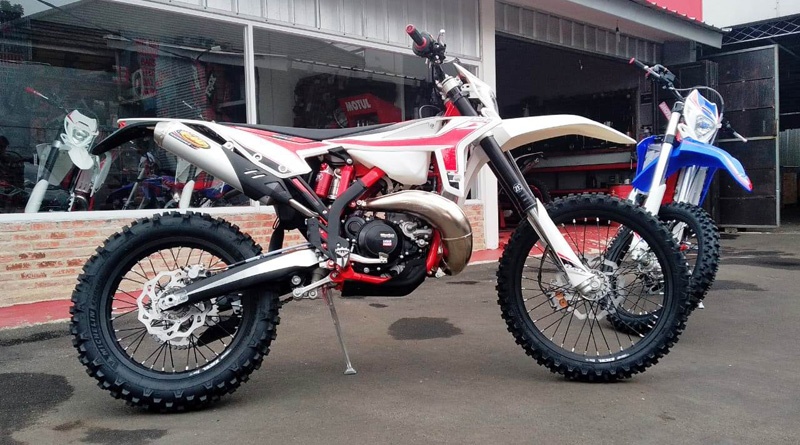 Beta Motorcycles Luncurkan 2 Varian Motor Enduro Untuk Pasar Indonesia