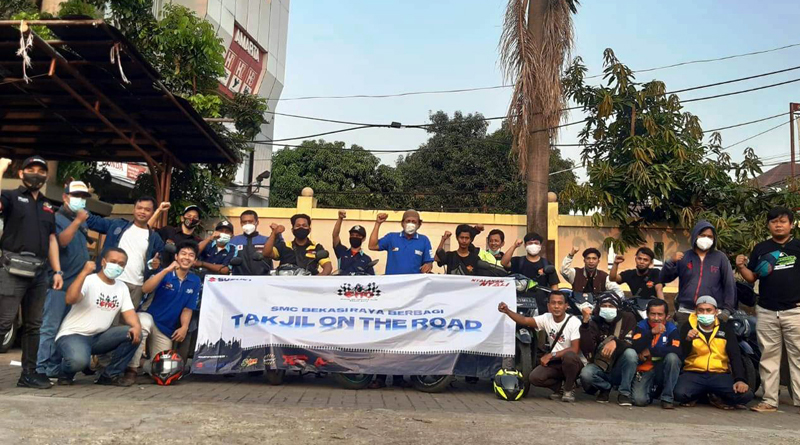 SMC Bekasi Raya Nyalakan Nyali Kebaikan ‘Berbagi Takjil On The Road’
