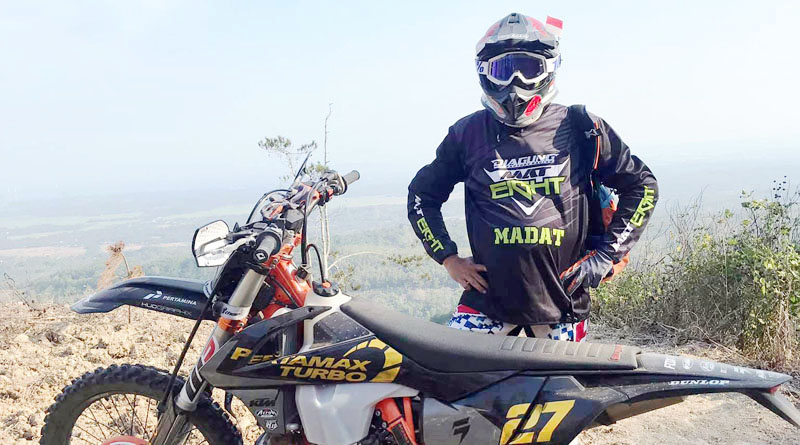 Agung Cece dan Ajisela