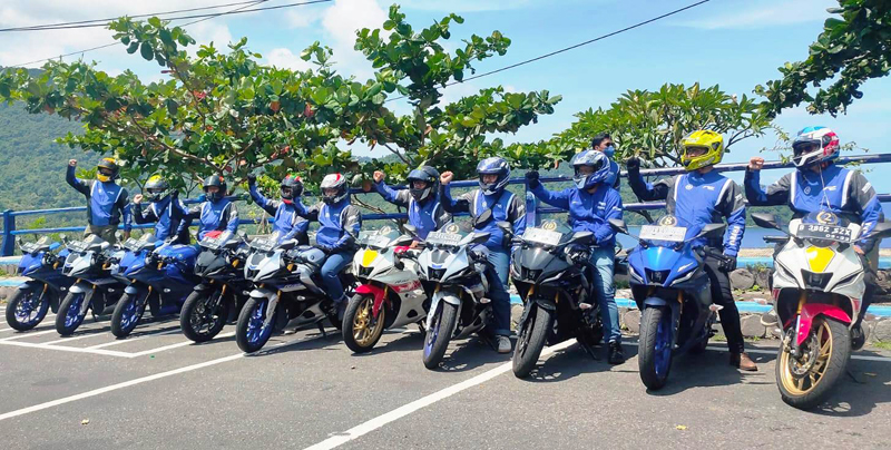 bLU cRU Indonesia