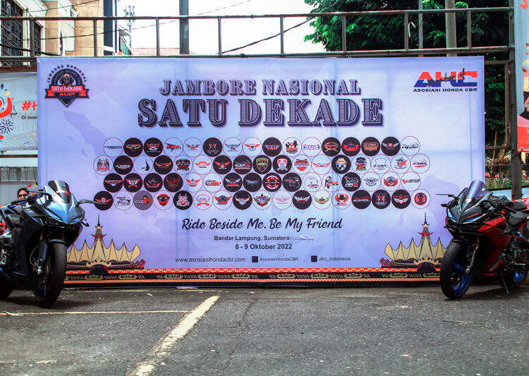 Jamnas Satu Dekade AHC