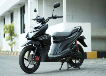 Sepeda Motor Tersimpan