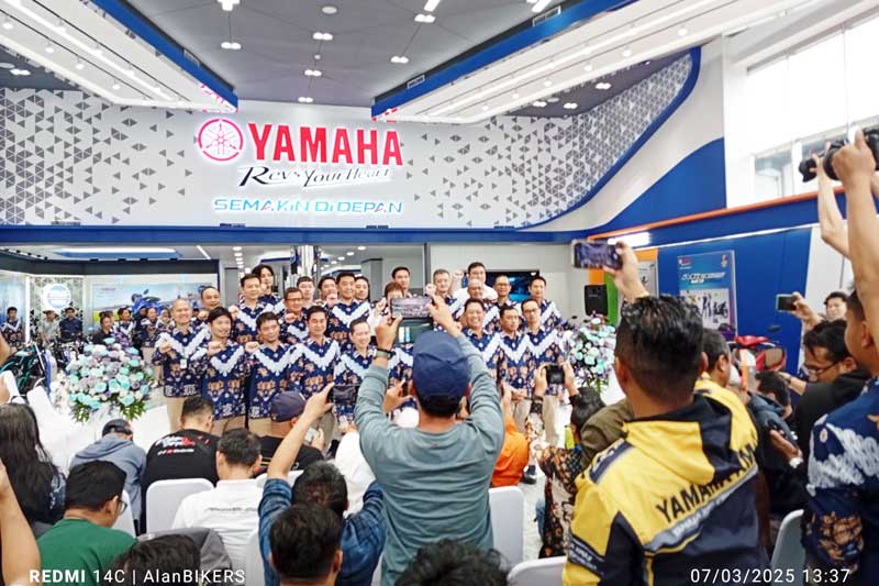 Yamaha Flagship Shop Bandung