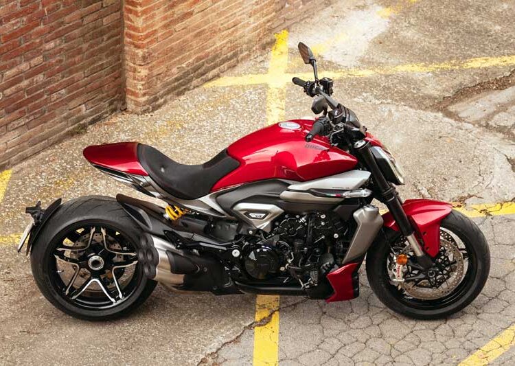 XDiavel V4