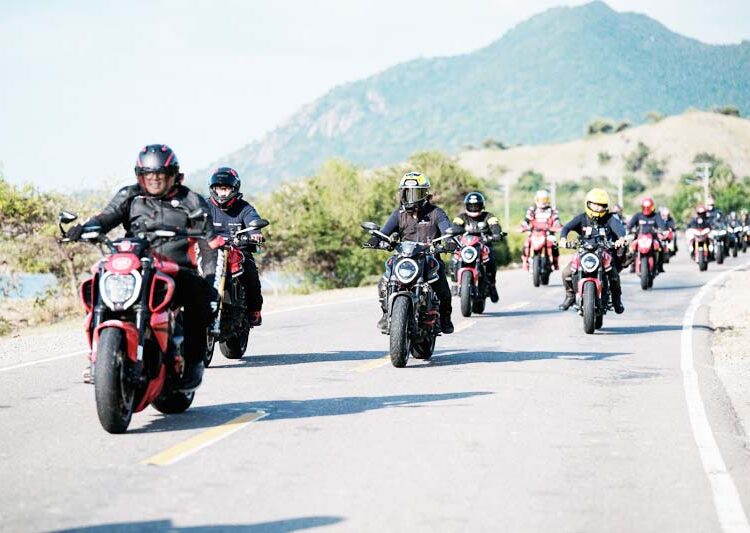 Touring Bima