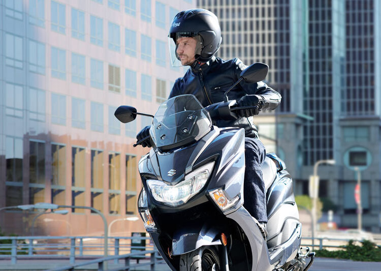 Suzuki Tuntaskan 2025