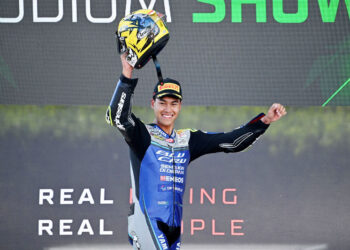 Geber Yamaha R9